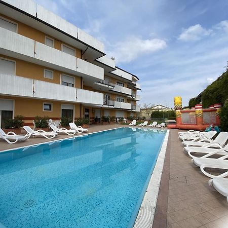 Hotiday Residence Garda Peschiera del Garda Exterior foto